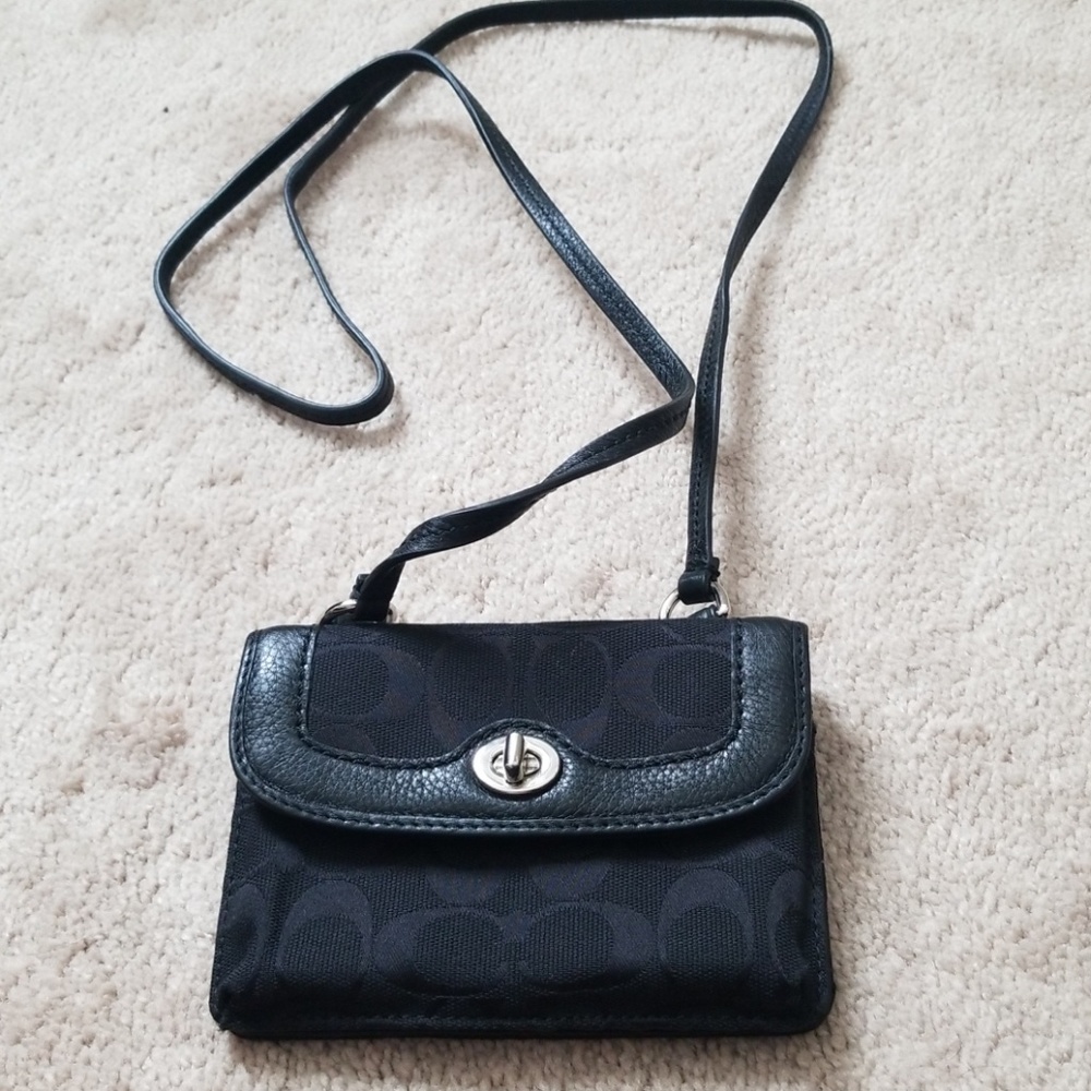 Small Black Coach Wallet/Purse